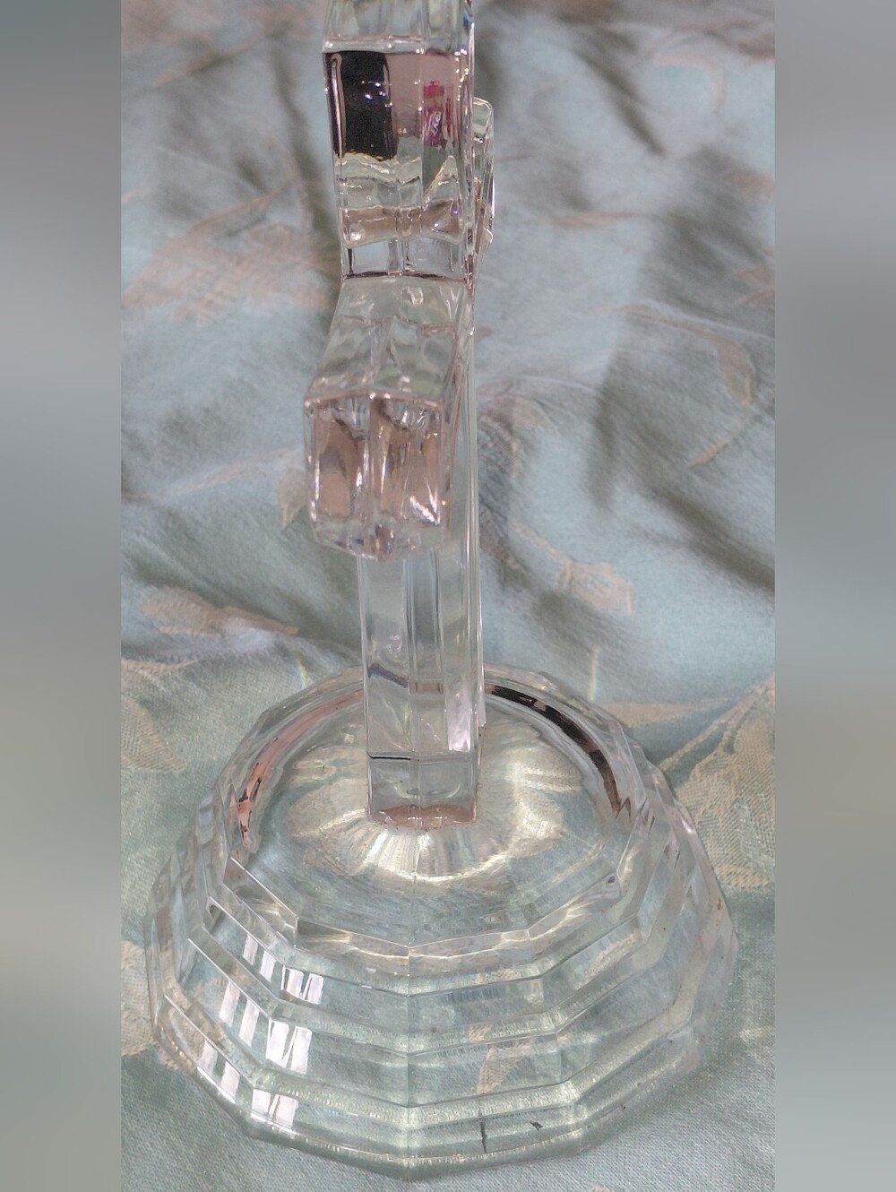Clear Glass Cross Figurine - Picture 3 of 5